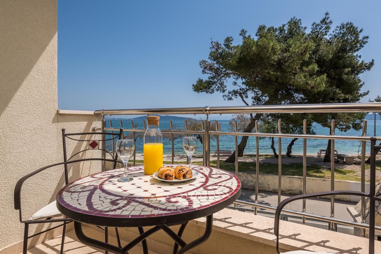Beachfront Apartments Gabine Kaštela Exterior foto