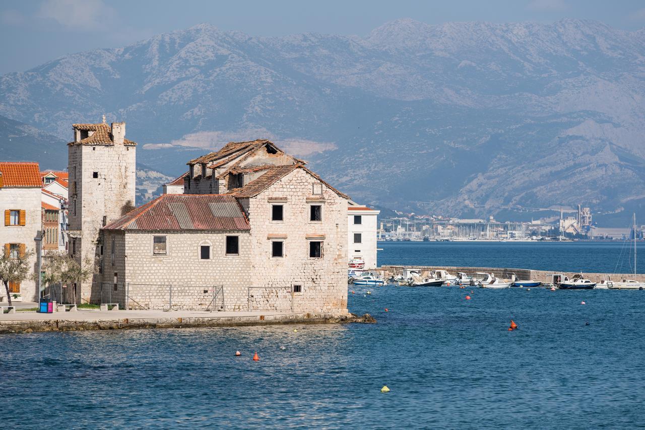 Beachfront Apartments Gabine Kaštela Exterior foto