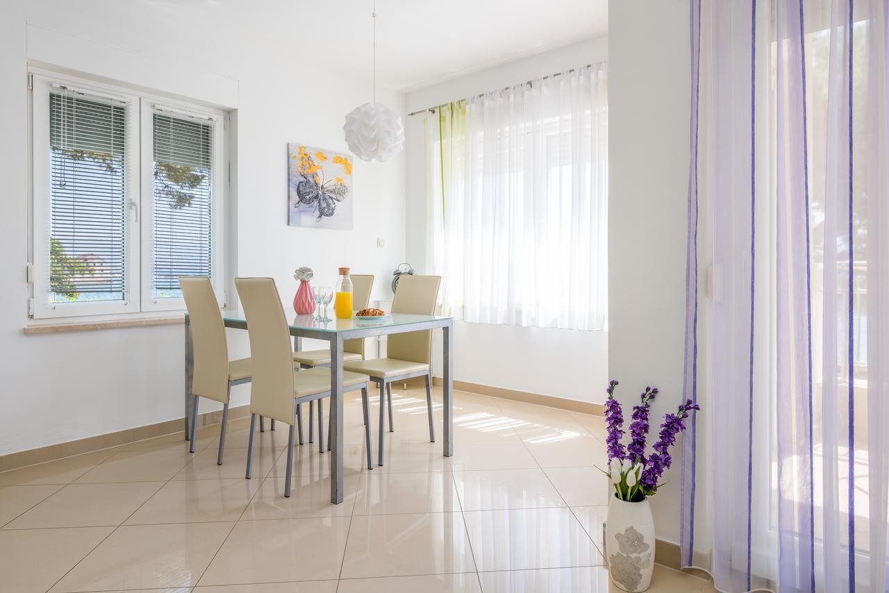 Beachfront Apartments Gabine Kaštela Exterior foto