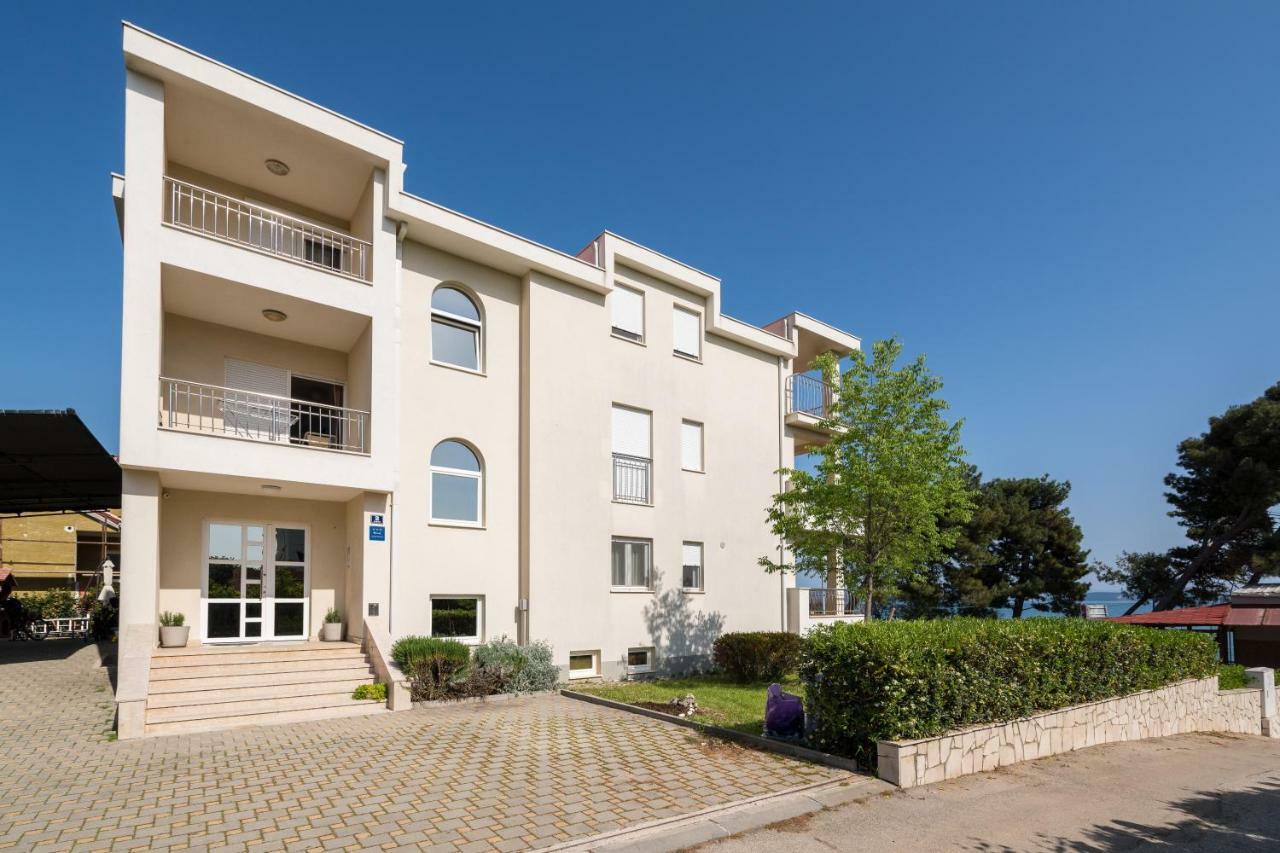 Beachfront Apartments Gabine Kaštela Exterior foto