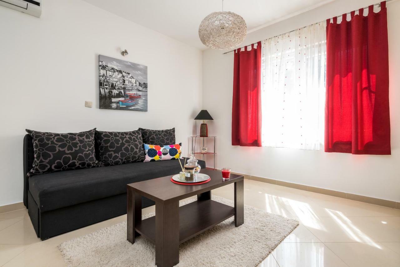 Beachfront Apartments Gabine Kaštela Exterior foto